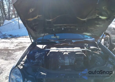 2003 Mercedes-Benz E 320 z USA, uszkodzony, nr VIN WDBUF65J23A344575